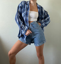 Load image into Gallery viewer, Vintage Oversized Flannel