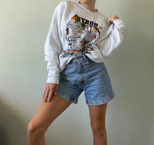 Load image into Gallery viewer, Vintage Graphic Pullover