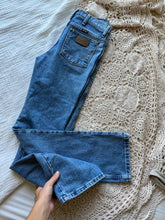 Load image into Gallery viewer, Waist 29 Vintage High Waisted Wrangler Jeans