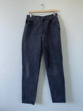 Load image into Gallery viewer, Waist 30 Vintage High Waisted Jeans