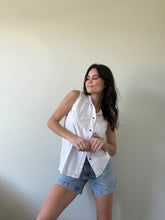 Load image into Gallery viewer, Vintage White Collared Blouse