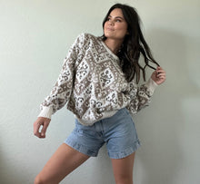 Load image into Gallery viewer, Vintage Patterned Sweater
