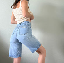 Load image into Gallery viewer, Waist 25 Vintage High Waisted Shorts
