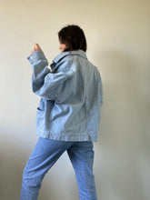 Load image into Gallery viewer, Vintage Jean Jacket