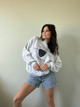 Load image into Gallery viewer, Vintage Graphic Pullover