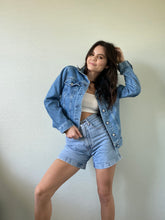 Load image into Gallery viewer, Vintage Tommy Hilfiger Denim Jacket