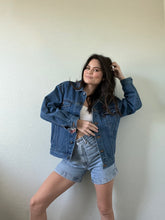 Load image into Gallery viewer, Vintage Planet Hollywood Jean Jacket