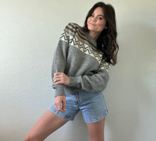 Load image into Gallery viewer, Vintage Grey Sweater