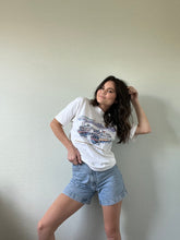 Load image into Gallery viewer, Vintage Cincinnati Graphic Tee