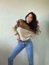 Load image into Gallery viewer, Vintage Patterned Sweater