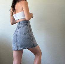 Load image into Gallery viewer, Waist 25 Vintage Denim Mini Skirt