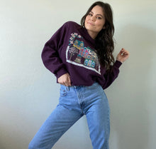Load image into Gallery viewer, Vintage Graphic Pullover