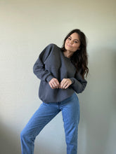 Load image into Gallery viewer, Vintage Grey Pullover