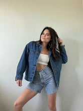 Load image into Gallery viewer, Vintage Planet Hollywood Jean Jacket