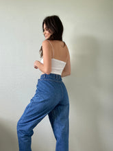Load image into Gallery viewer, Waist 33 Vintage High Waisted LEE Jeans