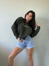 Load image into Gallery viewer, Vintage Ocean City Pullover