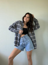 Load image into Gallery viewer, Vintage Plaid Button Up