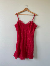 Load image into Gallery viewer, Vintage Victoria's Secret Slip