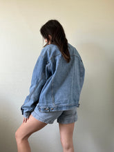 Load image into Gallery viewer, Vintage Old Navy Trucker's Jean Jacket