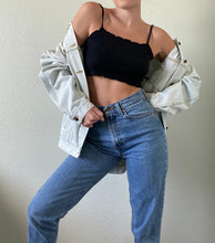 Load image into Gallery viewer, Vintage Lightwash Denim Jacket