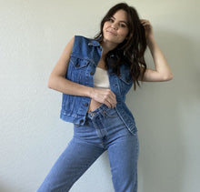Load image into Gallery viewer, Vintage Denim Vest