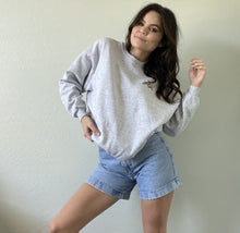Load image into Gallery viewer, Vintage Graphic Pullover