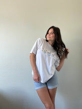 Load image into Gallery viewer, Vintage Embroidered Graphic Tee