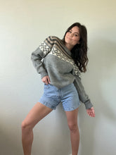Load image into Gallery viewer, Vintage Grey Sweater