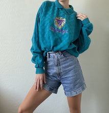 Load image into Gallery viewer, Vintage Graphic Pullover