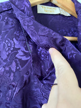 Load image into Gallery viewer, Vintage Victoria's Secret Sleep Shirt