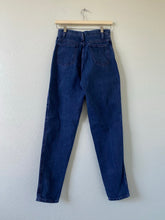 Load image into Gallery viewer, Waist 25 Vintage High Waisted Jeans