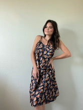 Load image into Gallery viewer, Vintage Floral Dress