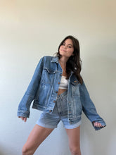 Load image into Gallery viewer, Vintage Rustler Jean Jacket