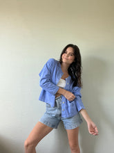 Load image into Gallery viewer, Vintage Buttoned Blouse