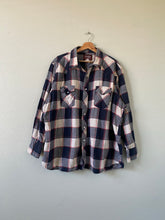 Load image into Gallery viewer, Vintage Wrangler Flannel