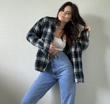 Load image into Gallery viewer, Vintage Flannel Shirt
