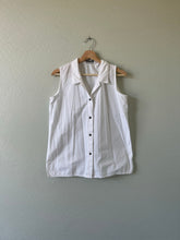 Load image into Gallery viewer, Vintage White Collared Blouse
