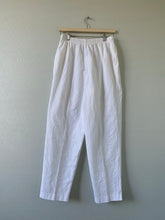Load image into Gallery viewer, Vintage White Trousers