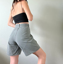 Load image into Gallery viewer, Waist 30 Vintage High Waisted Shorts
