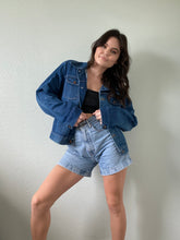 Load image into Gallery viewer, Vintage Wrangler Denim Jacket