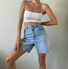 Load image into Gallery viewer, Waist 32 Vintage High Waisted Shorts