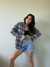 Load image into Gallery viewer, Vintage Plaid Button Up