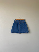 Load image into Gallery viewer, Waist 26 Vintage High Waisted Skirt