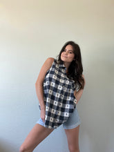 Load image into Gallery viewer, Vintage Sleeveless Floral Blouse