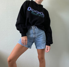 Load image into Gallery viewer, Vintage Waikiki Beach Pullover