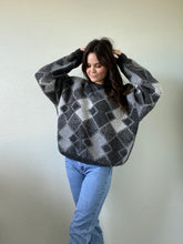 Load image into Gallery viewer, Vintage Grey Patterned Sweater