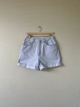 Load image into Gallery viewer, Waist 30 Vintage High Waisted Shorts