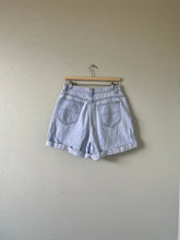 Load image into Gallery viewer, Waist 30 Vintage High Waisted Shorts