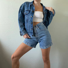 Load image into Gallery viewer, Vintage GUESS Jean Jacket