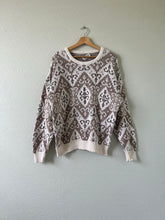 Load image into Gallery viewer, Vintage Patterned Sweater